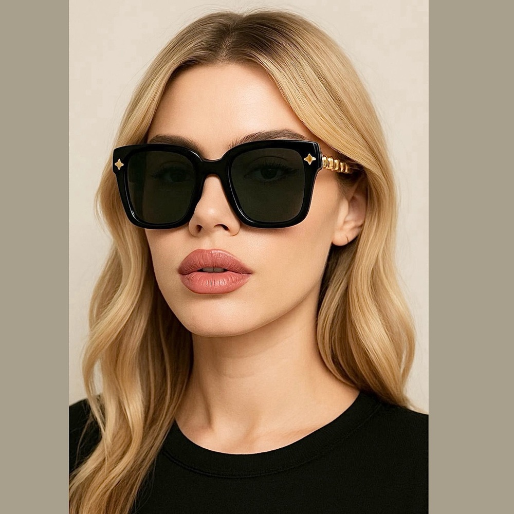 BOGO! The Jorie Sunnies - Womens Sunglasses Chain design - Boutique NEW